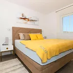 Luxury Penthouse Paola Mandre