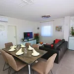 Luxury Penthouse Paola Apartman Mandre