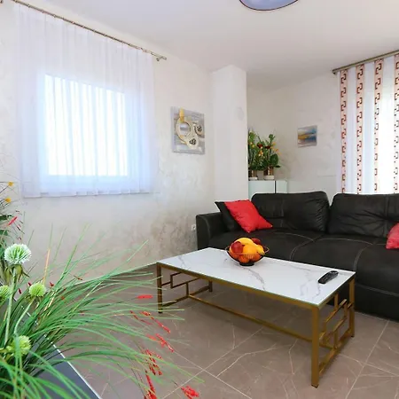 Luxury Penthouse Paola