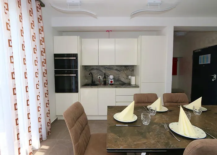 Luxury Penthouse Paola Apartament