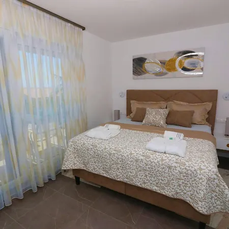 Luxury Penthouse Paola Mandre