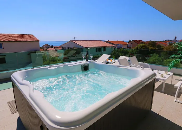 Luxury Penthouse Paola Apartment Mandre