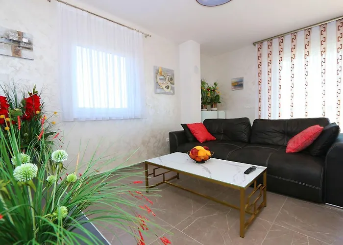 Luxury Penthouse Paola