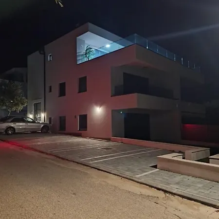 Luxury Penthouse Paola Mandre